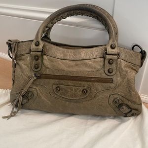 Authentic Balenciaga city bag - olive / camo green